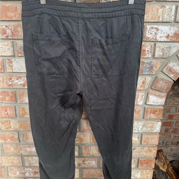 UGG Black Tencel Joggers Sz Lrg - Picture 5 of 9